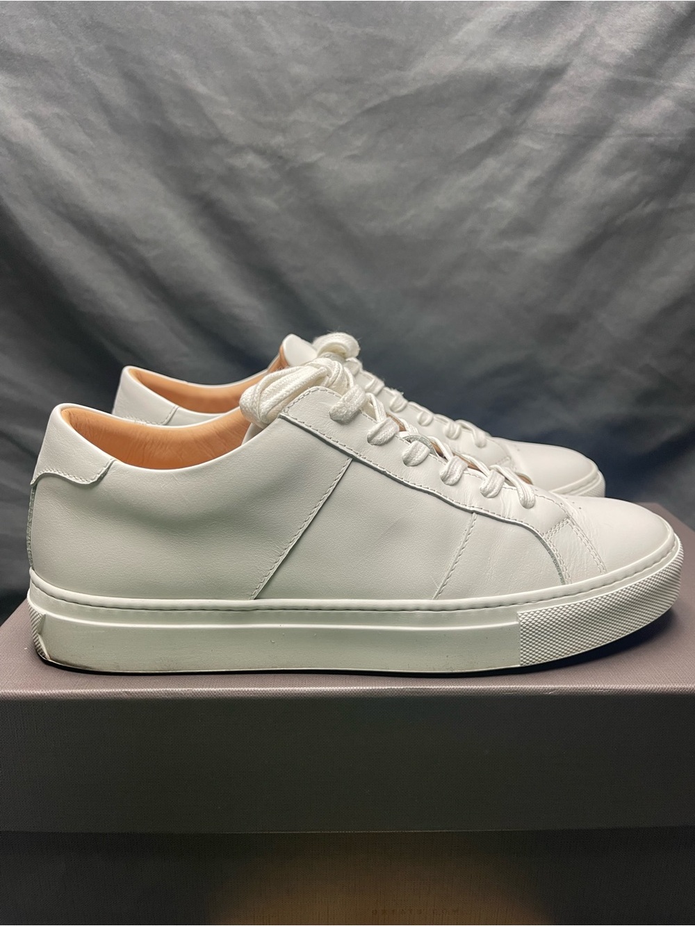 Men’s The Great Royals White Leather Sneakers - Size 8M